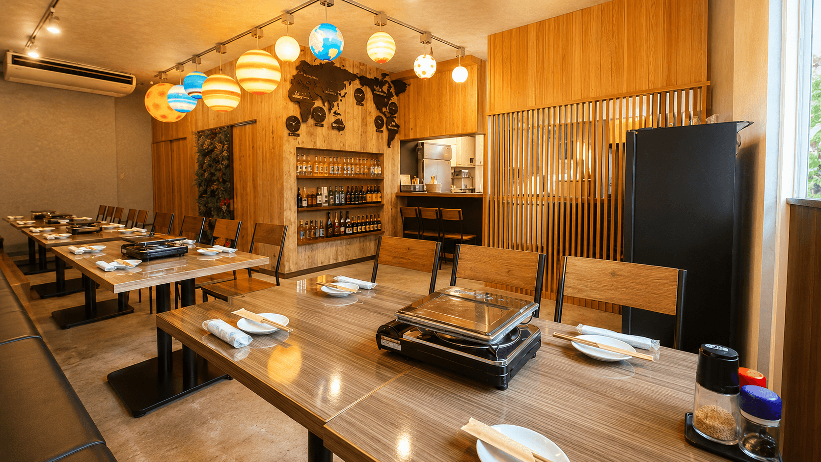 店内全景